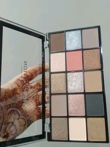 Makeup Revolution Hypotonic Re Loaded Palette