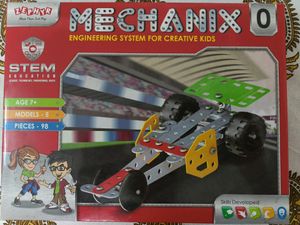 New Sealed Mechanix Toy Set