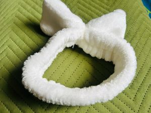 White Plush Headband ✨✨✨