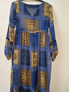 Font open tie dress