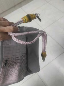 Ladies Shoulder/ Handbag