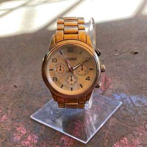 A-AWATCH Luxury Golden Watch