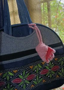 Crochet Seashell Bag Charm