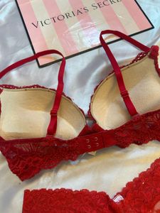 Red Lace Lingerie Set