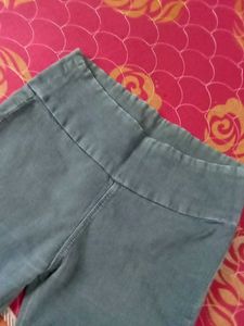 Gray Pull-On Jeggings