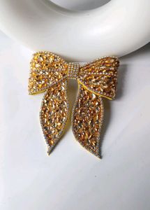Sparkling Gold Hair Bow