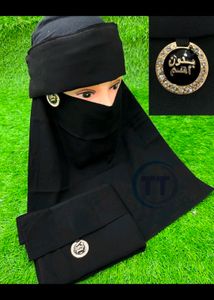 Short Nosepiece With Locket