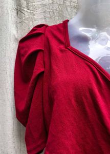 Chic Red Puff Sleeve Top
