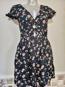 ✈️ Imported Size Small Floral Print Mini Dress