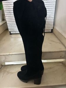 Black Heeled Boots