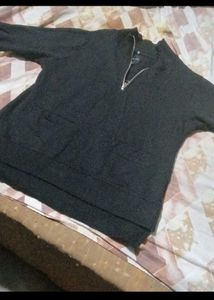 Stylish Black Pullover Sweatshirt