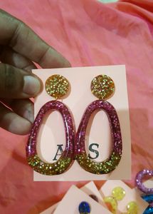 BEAUTIFUL HANDMADE RESIN EARINGS
