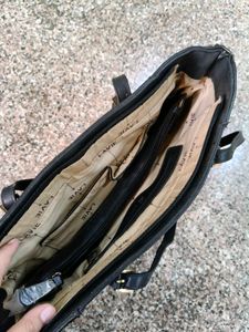 Lavie Tote Bag