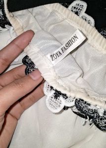 Chic Off-Shoulder top