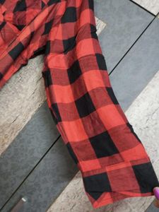 *NEW* Red &amp; Black Plaid Women Shirt