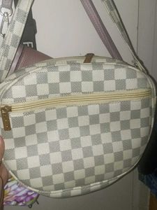Handbag