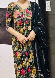Naira Cut Dress Set