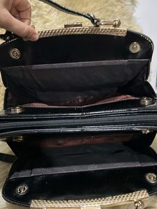 Chic Black Handbag