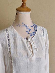 White Lace Trimmed Top Trendsetter