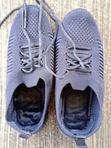 FREE 🚚 Sneakers for Women
