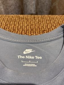 NIKE Training/Casual Orginial T-shirt (Size M)