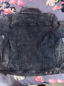 Levi&#39;s Denim Jacket