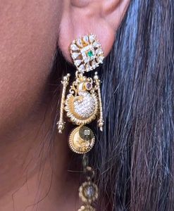 Pari Neck Set