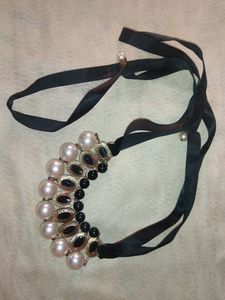 White Pearls Necklace
