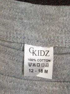 KIDS T-SHIRT EXTREMELY NEW