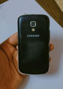 Samsung GT S7562