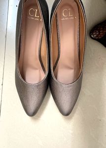 Carlton London Heels