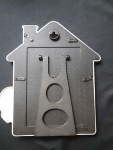 Cute Hut Shape Photo Frame