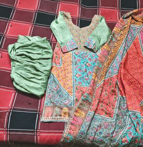 Ethnic Kurta Set