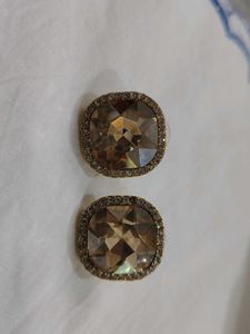 Diamond-like Studs Set Of 2