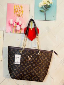 Beautiful Tote Bag Unused Brand New