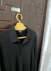 Uni Qlo Sweat