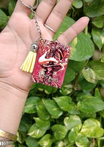 Harry Potter Book Keychains ( Customisation)