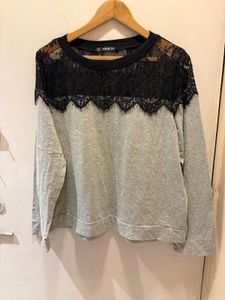 Gray & Black Lace Trimmed Long Sleeve Top