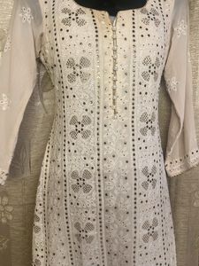 Chikankari Embroidered Kurti