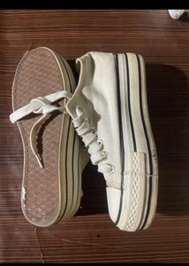 Amazing Chunky Platform Sneakers