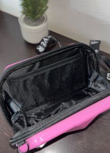 Pink Geometric Hard Case