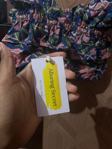 Floral frilled Top