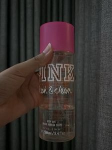 Moody&#39;s White Musk And Rose Perfume