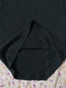 Black Fitted Top