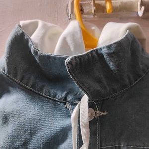 Men&#39;s Blue Hooded Denim Jacket (Size - XL)