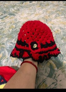 Girls' woolly Dress with cap free