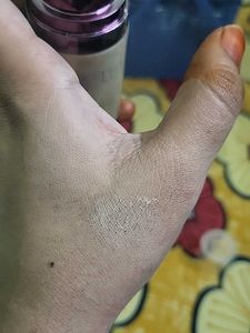 Foundation And Compact Powder Lotus Brand