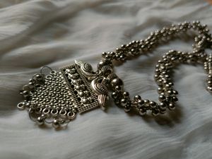 Oxcidice Necklace