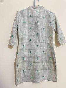Short Kurti