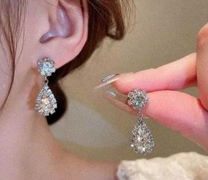 Floral Pearl Earrings